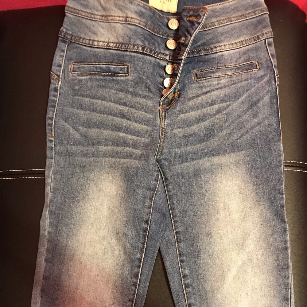 JEANS😍BRAND NEW